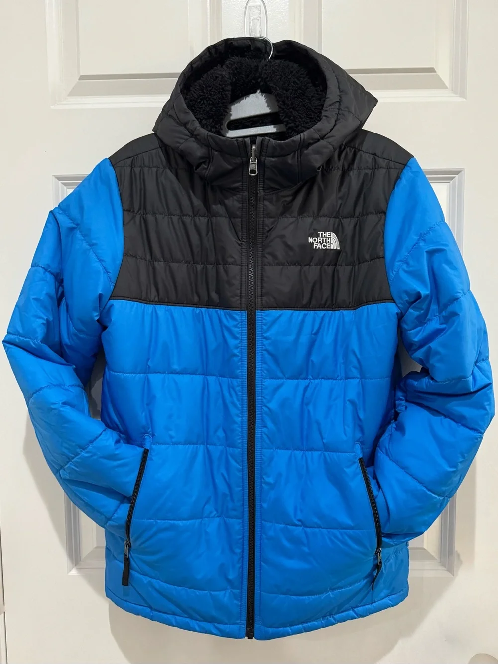 The North Face Boys Puffer Jacket XL 18/20 Blue Black Full Zip Winter Coat